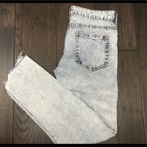 *2 for $10* H&M jeans